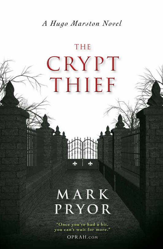The Crypt Thief: A Hugo Marston Novel