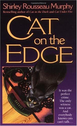 Cat on the Edge: A Joe Grey Mystery